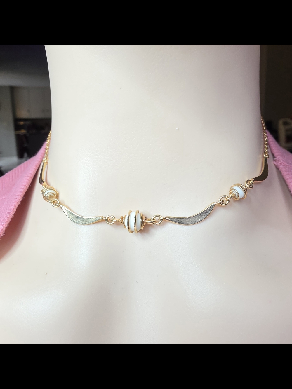 Sarah Coventry Vintage Gold Tone Wrapped Bead  Necklace